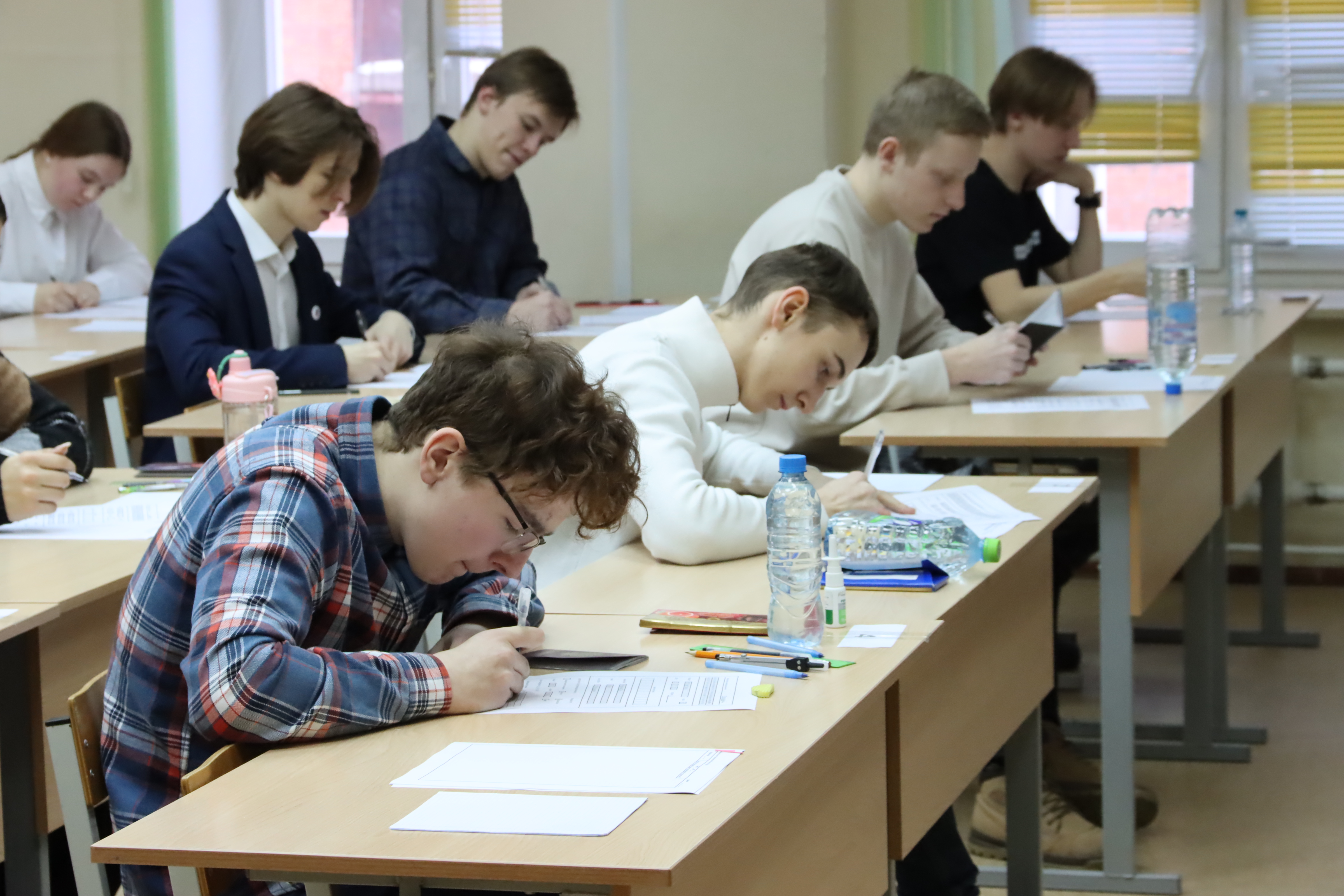 Продолжается региональный этап ВсОШ олимпиадой по математике